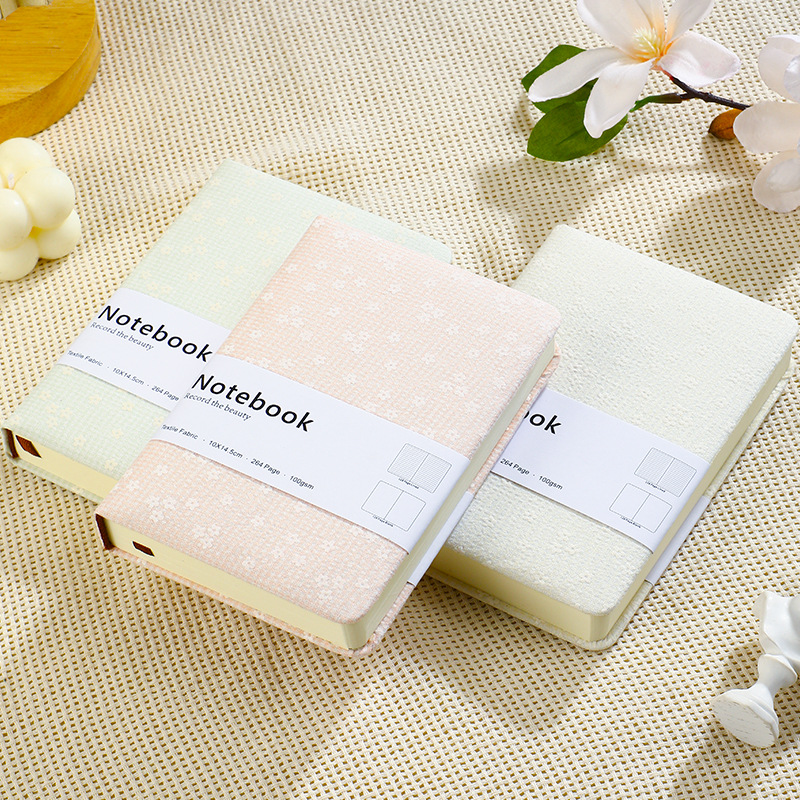 Notebook Dotted A5 - ポータブルA6小型布製ノート 花柄ドット柄ハードカバー 100gsm紙 混合罫線・無地ページ ポケットハンドジャーナル
